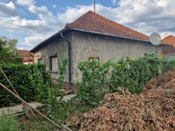 Eladó családi ház, Békéscsaba 2 szoba 86 m² 19.8 M Ft