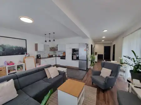 Eladó családi ház, Békéscsaba 3 szoba 100 m² 61.9 M Ft