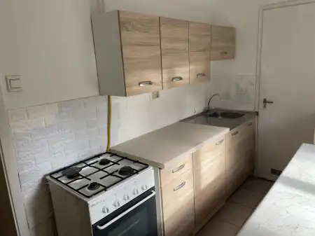 Kiadó téglalakás, Békéscsaba 1 szoba 39 m² 75 E Ft/hó Kiadó téglalakás, Békéscsaba 1 szoba 39 m² 75 E Ft/hó